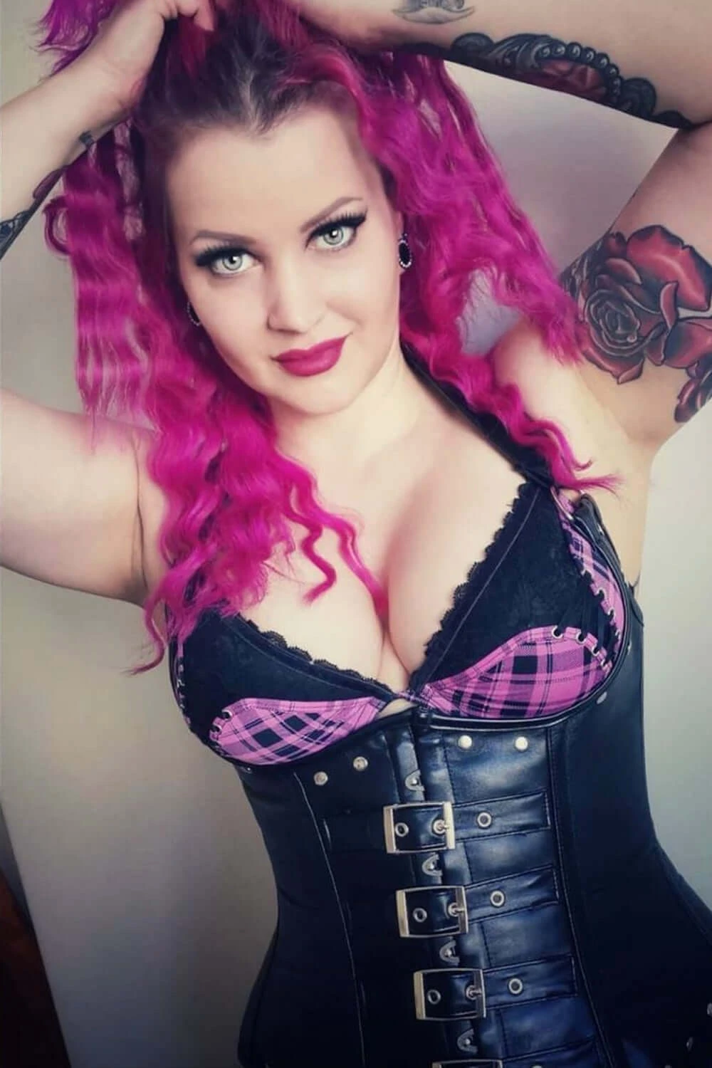 Black Leather Look PU Underbust With Halter Strap 8 Black Leather Look PU Underbust With Halter Strap - Image 8