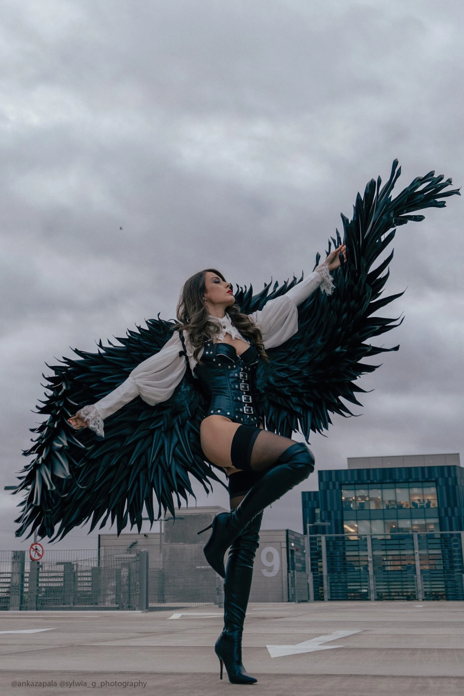 Black Leather Look PU Underbust With Halter Strap 9 Black Leather Look PU Underbust With Halter Strap - Image 9