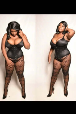 Classic Underbust With Hip Gores -Corset Story BURWTA1298JBK Customerpic June2021 ce8f5909 d10b 4545 be79 f6a8a8b50619