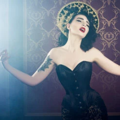 Overbust With Hip Panels And Curved Hem 9 Overbust With Hip Panels And Curved Hem -Corset Story BURWTA1315JBK 5b22cc71 3d76 467c 9ed1 3070619f0428