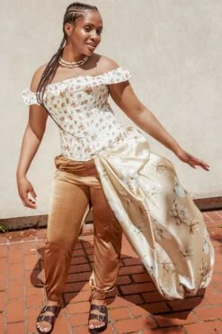 Corset Story Floral Vintage Inspired Straight Line Overbust With Off Shoulder Collar -Corset Story CSFT011 3 734bfed3 ab3b 4511 ba24 e138111d9b05