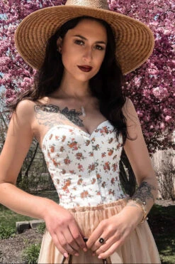 Floral Classic White Overbust With Sweetheart Neckline 31 Floral Classic White Overbust With Sweetheart Neckline -Corset Story CSFT021 Customerpic June2021 1 5800d705 4ab7 4cca 83b2 7a006dd3f43d