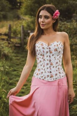 Floral Classic White Overbust With Sweetheart Neckline 36 Floral Classic White Overbust With Sweetheart Neckline -Corset Story CSFT021 July2020 website 12 58049f04 23d3 436d ad2e 24d6b45c07fe
