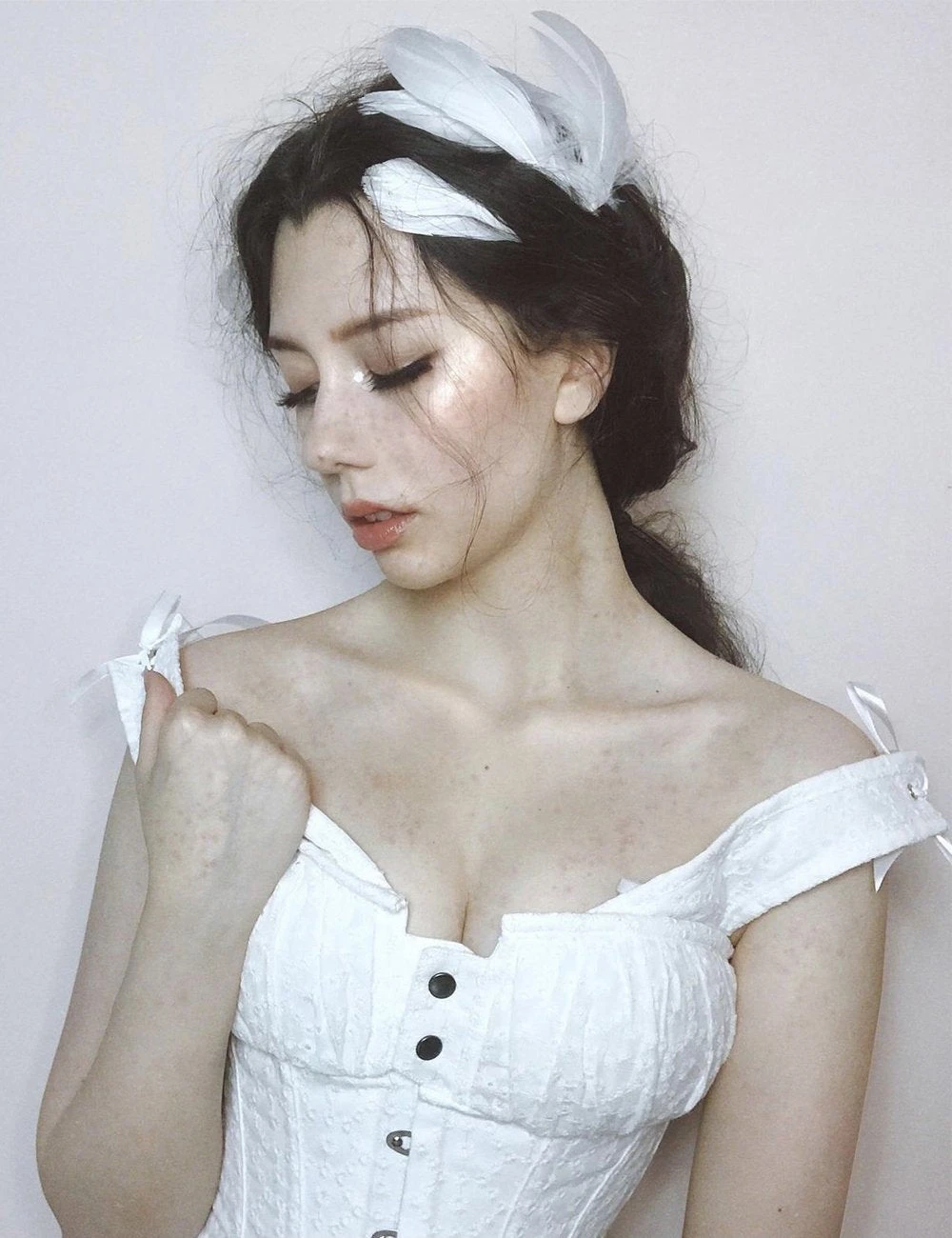 White Cotton Embroidery Anglaise Overbust With Gathered Bust 15 White Cotton Embroidery Anglaise Overbust With Gathered Bust - Image 15