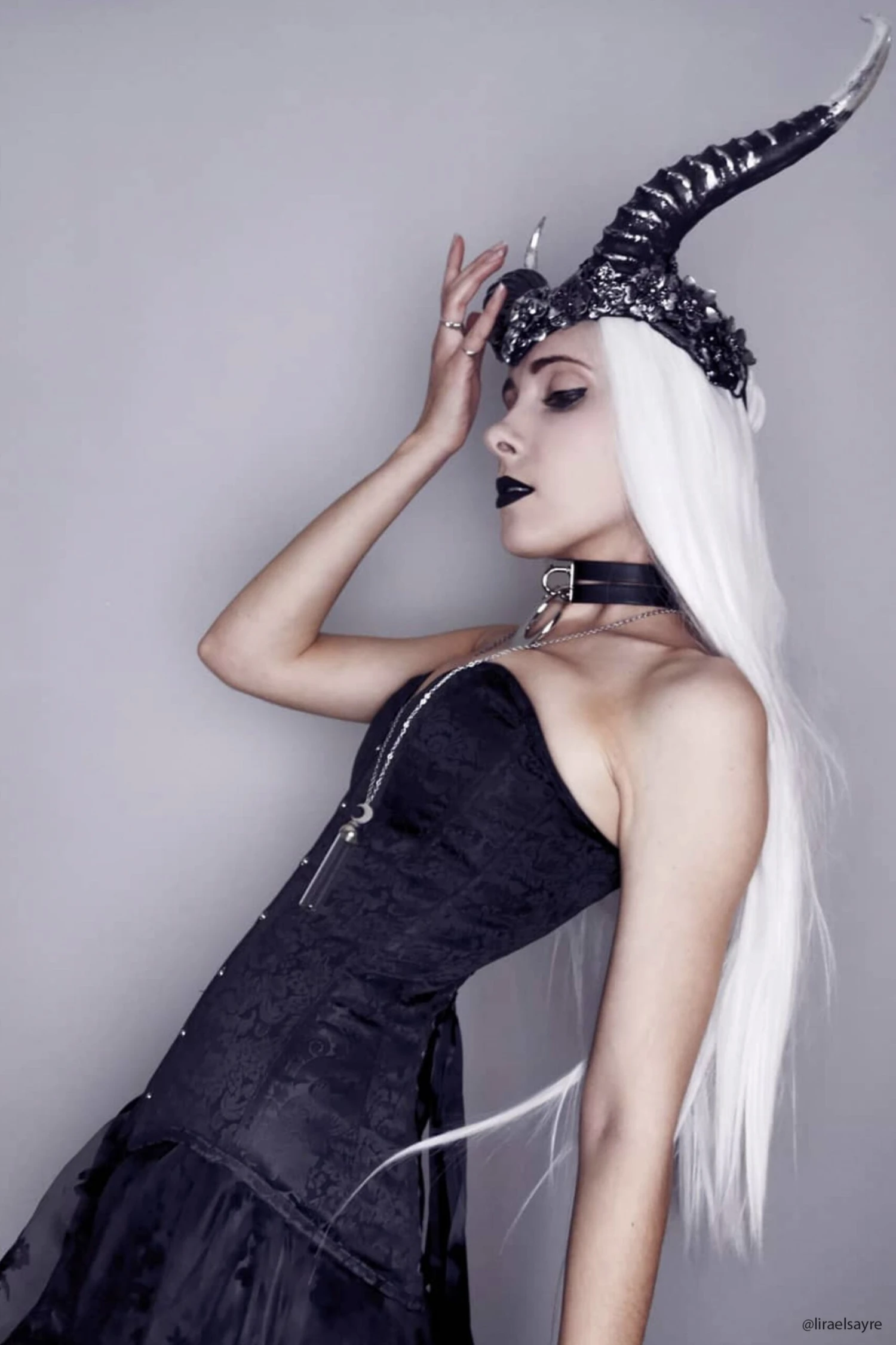 Instant Shape Black Brocade Overbust Corset - Longline 3 Instant Shape Black Brocade Overbust Corset - Longline - Image 3