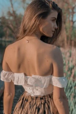 White Cotton Straight Bustline Corset Top With Off The Shoulder Sleeves 22 White Cotton Straight Bustline Corset Top With Off The Shoulder Sleeves -Corset Story CSFT101 website 6