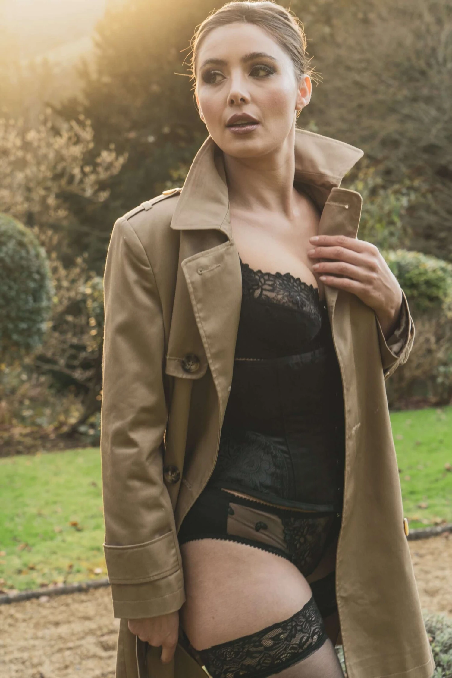 Black Underbust With Contrast Brocade Hip Panel And Curved Hem 9 Black Underbust With Contrast Brocade Hip Panel And Curved Hem - Image 9