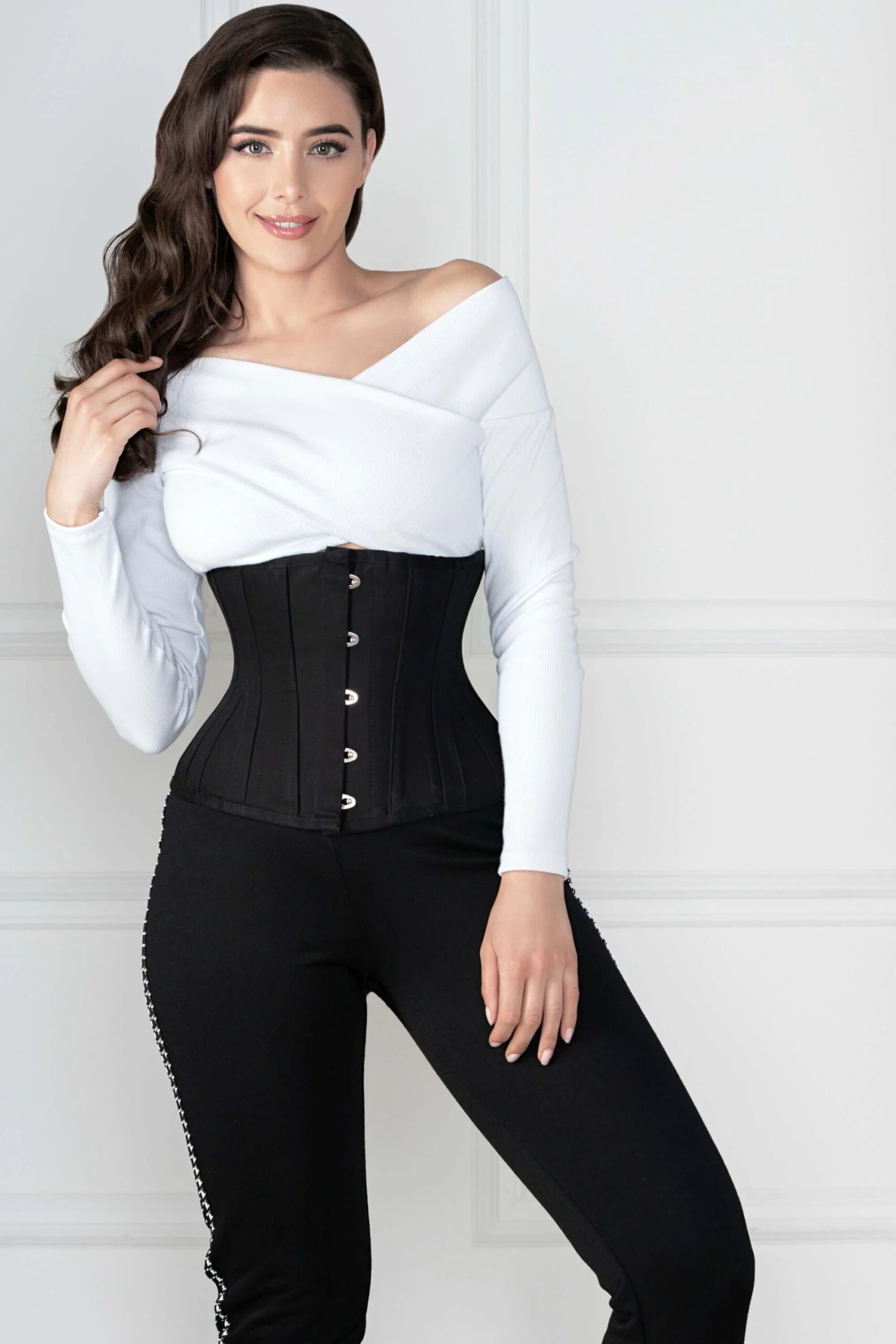 Black Cotton Twill Classic Underbust Waist Trainer With Hip Gores 4 Black Cotton Twill Classic Underbust Waist Trainer With Hip Gores - Image 4
