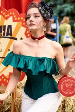 Off The Shoulder Emerald Green Corset Top 24 Off The Shoulder Emerald Green Corset Top -Corset Story FTS020 26 3 2021 2 23eaf160 288c 4dc8 b4eb 12f0b84f82b3