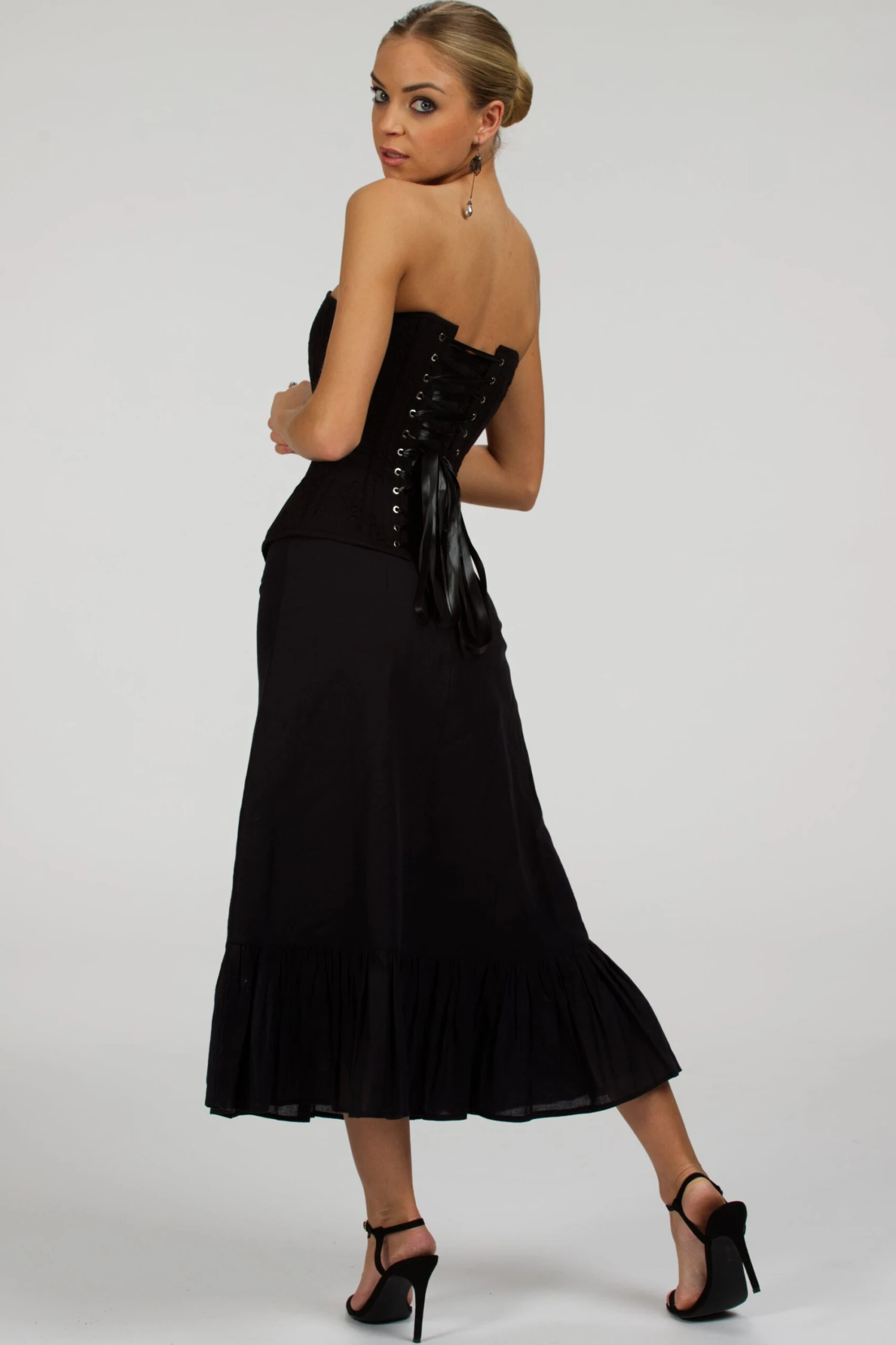 Dahlia Black Broderie Anglaise Cotton Overbust Corset With Zip Front 8 Dahlia Black Broderie Anglaise Cotton Overbust Corset With Zip Front - Image 8