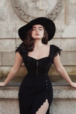 Alyssum Black Broderie Anglaise Cotton Corset Top With Double Frill Sleeves 32 Alyssum Black Broderie Anglaise Cotton Corset Top With Double Frill Sleeves -Corset Story SC 036 lira karina 11