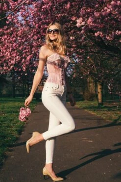 Historic Lace Corset Finished With Flossing -Corset Story WTS923 3website e1e559de 98e9 4d14 8c85 146a93761fd3